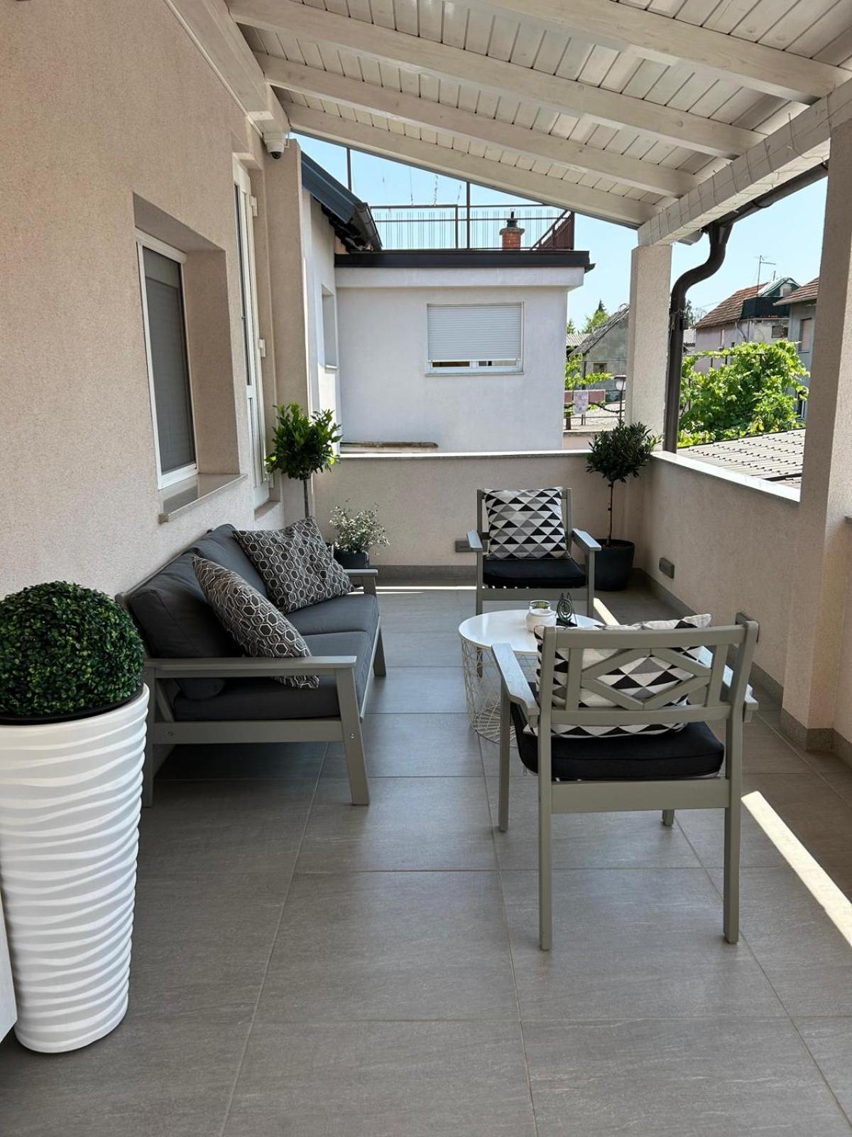 Lumani Apartment Zagreb With Free Parking Exterior foto